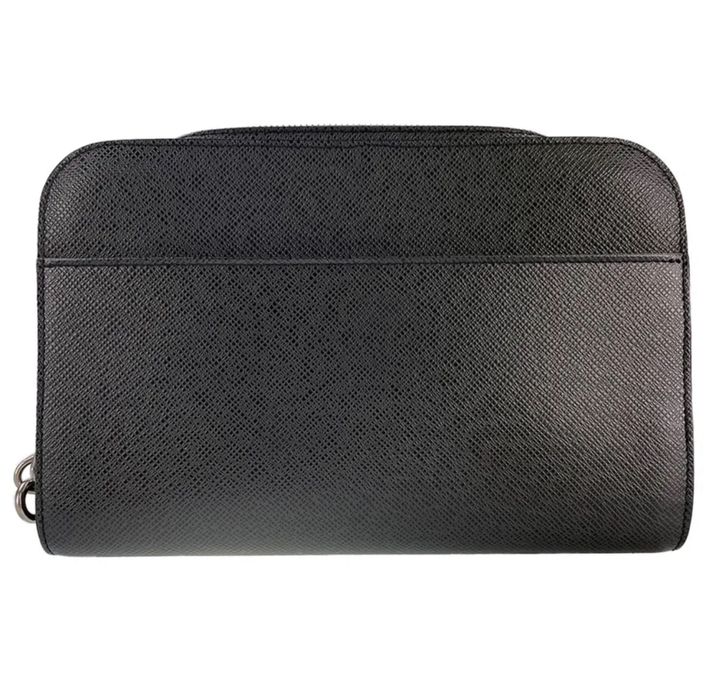 клатч Louis Vuitton Taiga Baikal Leather