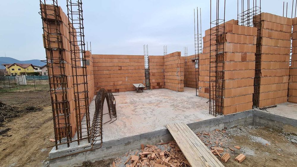 Case la Roșu și la Cheie | Construcții Case de la A la Z