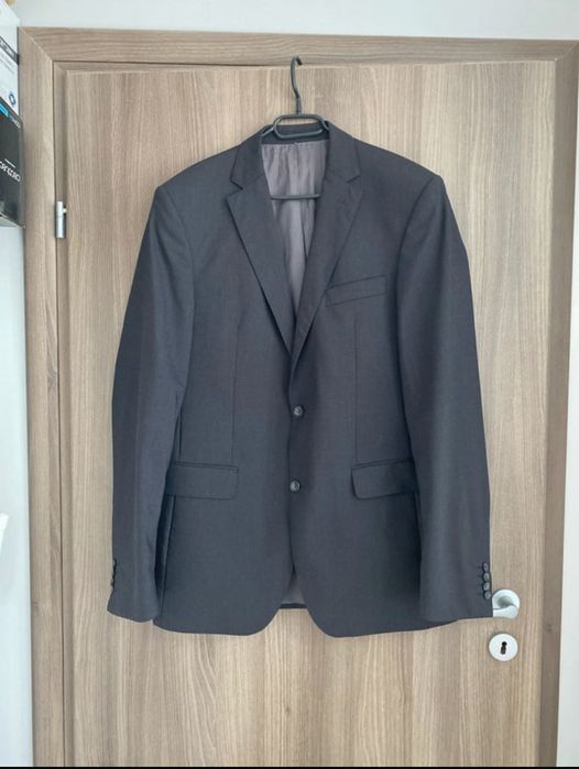 Costum barbati Carl Gross