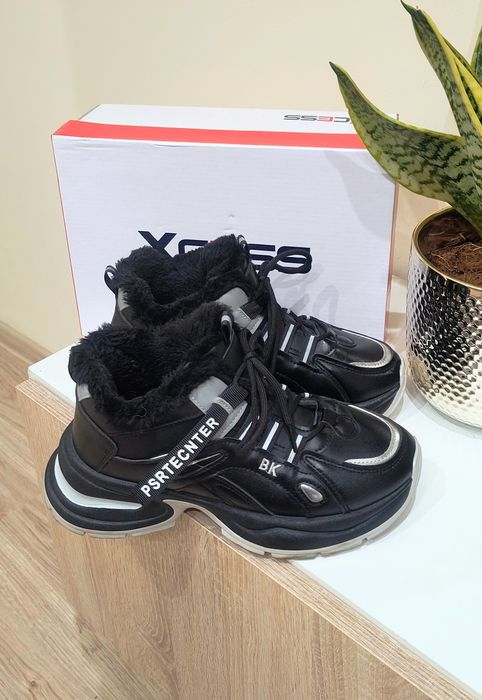 Нов дамски сет комплект екип Recharge кроп топ панталон висока талия