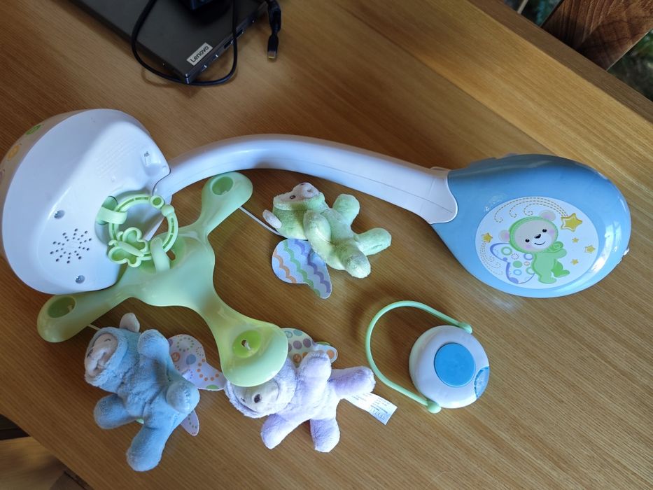 Музикална въртележка Fisher Price -  нова