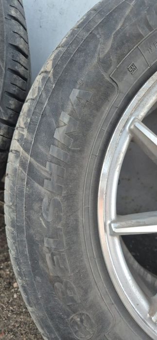 Продам диски с резиной.