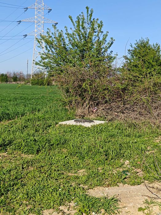 Teren splaiul unirii Pozitie foarte buna.