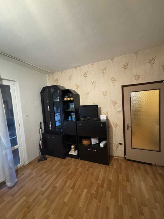 Продава се Тристаен апартамент в Пловдив, Каменица 2 - 94 кв.м за 1979 €/кв.м - Снимка #2