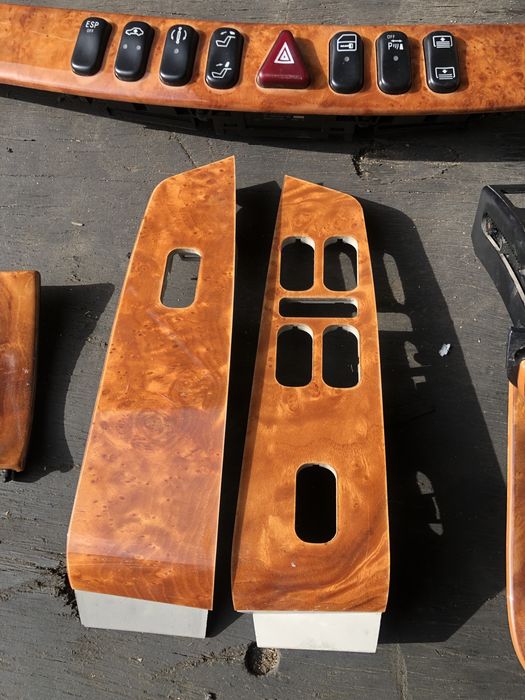 Салонное дерево на w220 мерседес.