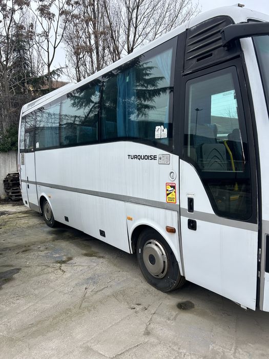 Autocar Isuzu 32 locuri