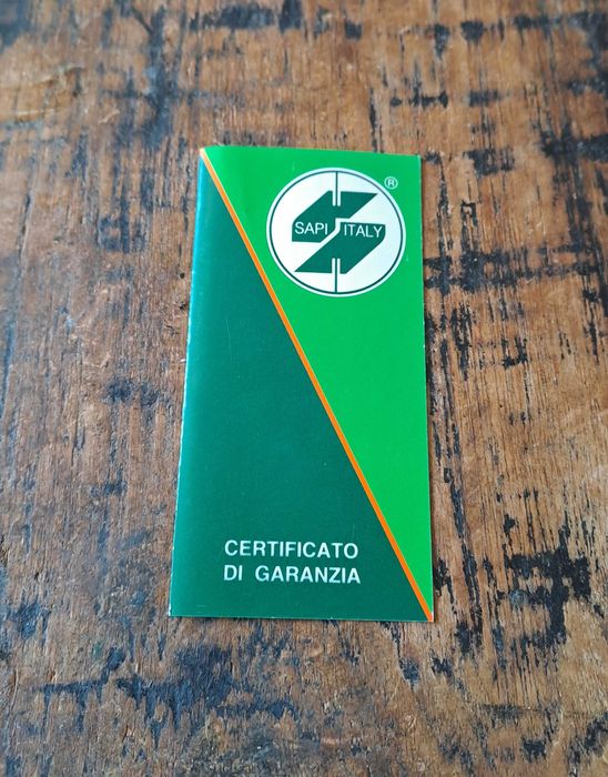 химикалка Сапи Sapi малка елегантна позлатена и черна Италия в кутия