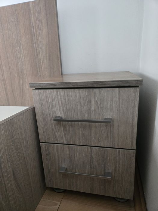 OFERTA! Set dormitor dulap + pat 160×200 + 2 noptiere