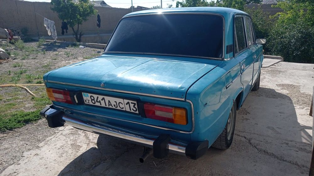 Автомобиль ваз лада