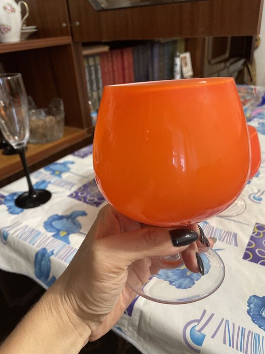 Продаю бокалы