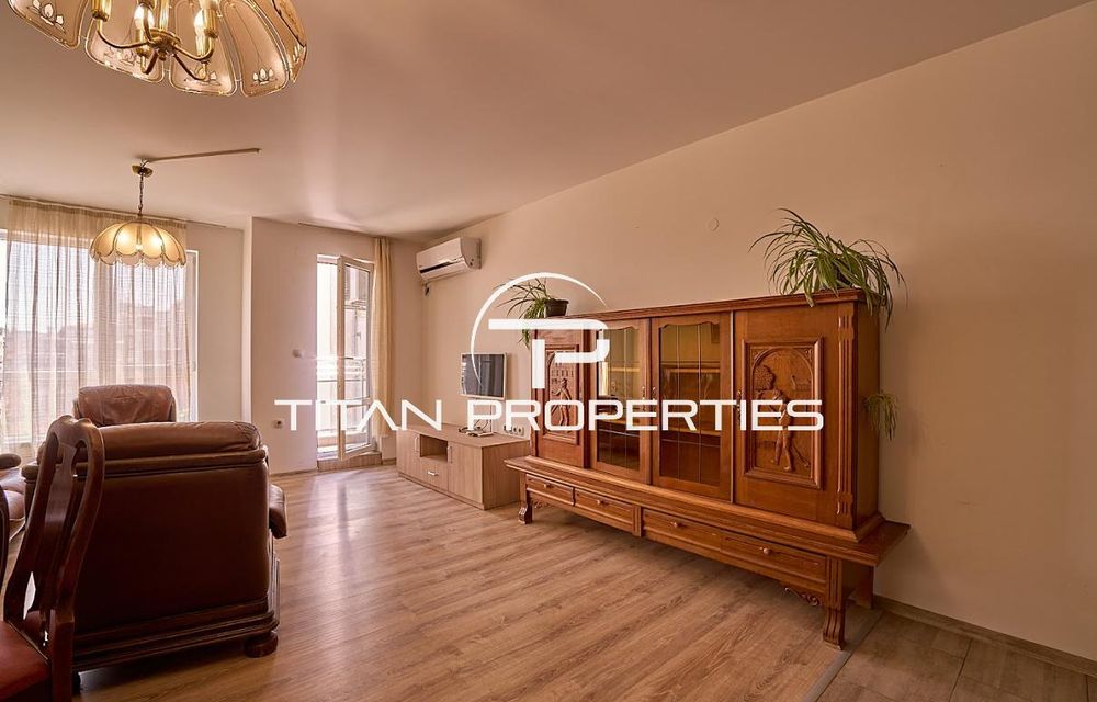 Дава се под наем Двустаен апартамент в Пловдив, Център - 72 кв.м за 390 € - Снимка #3