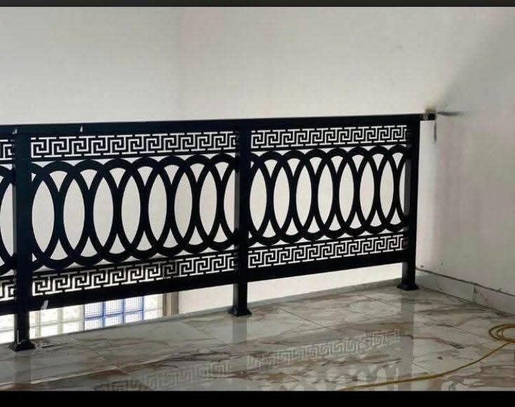 Balustrada din fier forjat.