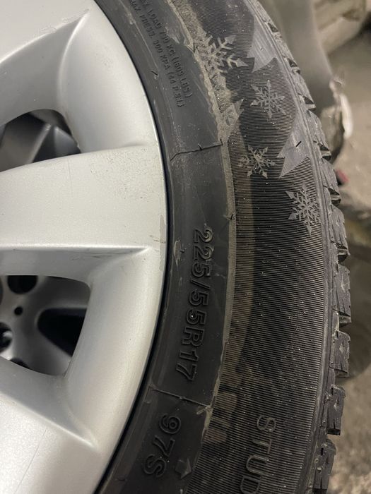 Продам срочно диски и резину бмв