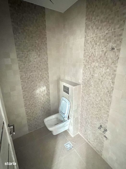 RATE LA DEZVOLTATOR! CANALIZARE! Asfalt! Vila 3 camere - Rediu