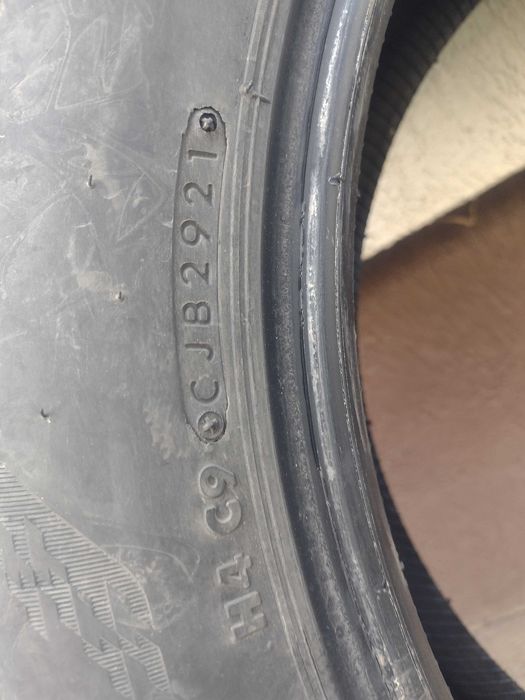 4 anvelope Bridgestone 255/55/R18 vară