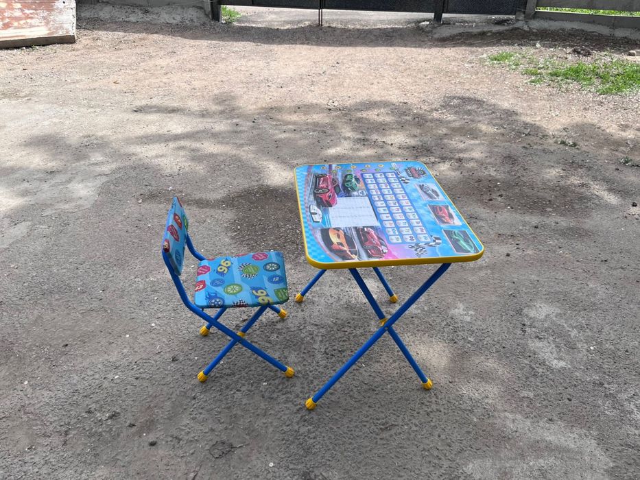 Парта для ребенка
