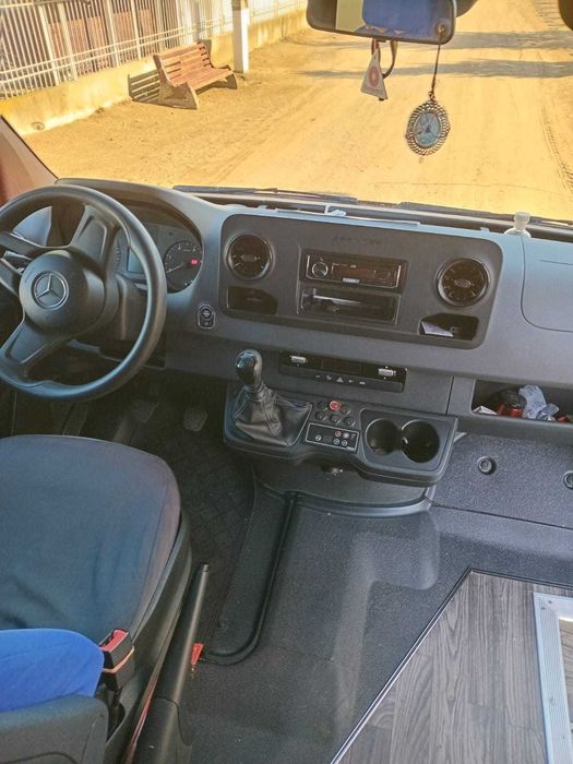 Microbuz Mercedes Benz Sprinter 519 3.0Cdi, an 2020, euro 6, AC fata si spate, 21 locuri, stare perfecta