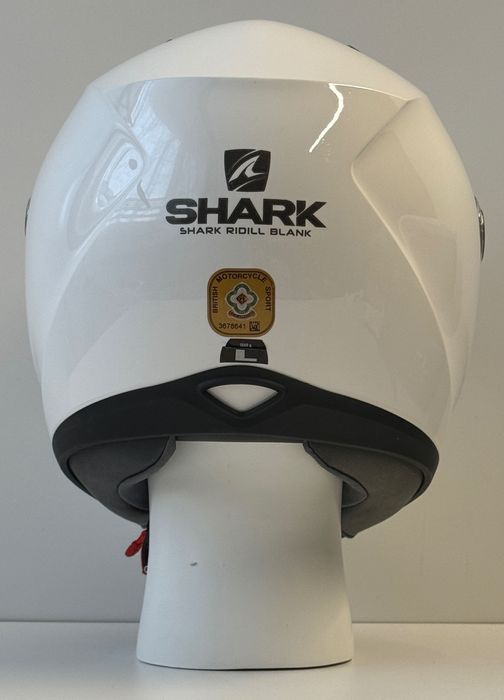 Kacka за мотор SHARK RIDILL BLANK размер L в добро сьстояние.