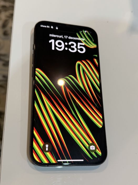 Iphone 15 Pro “ stare buna