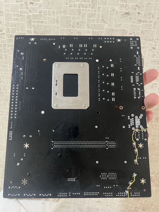 Esonic B760D A Ddr 5 plata sotiladi