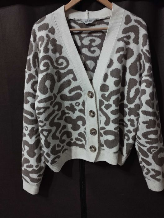 Качественные вещиженские.