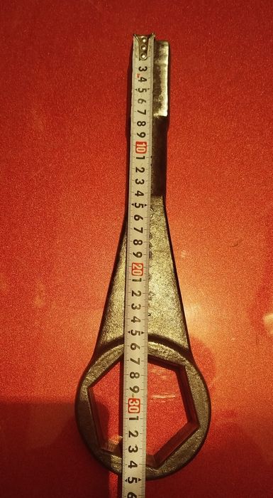 Ключ ударный на 70 мм