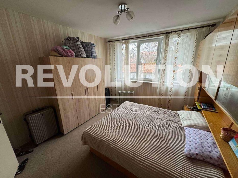 Дава се под наем Двустаен апартамент в Пловдив, Център - 70 кв.м за 300 € - Снимка #2