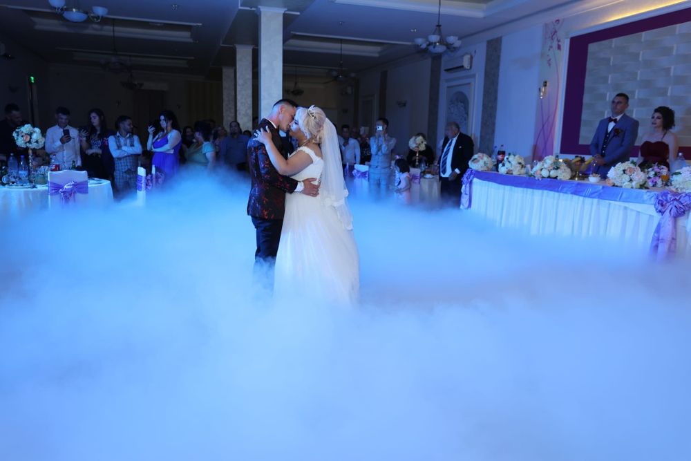 Fum greu / Artificii interior / Schela lumini