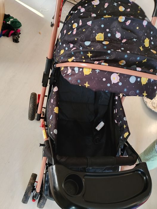 Бебешка количка нова