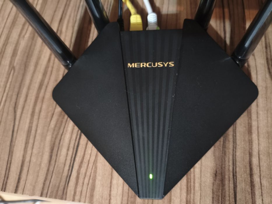 Wi-Fi роутер Mercusys MR30G