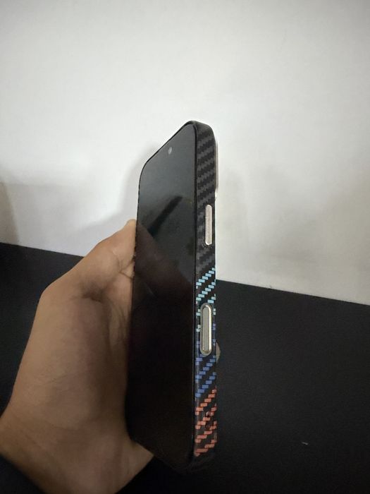 iPhone 16 PRO 256/82
