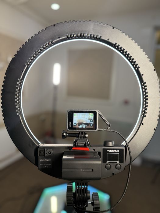 Cabină Foto + Platformă 360 + Fum Greu + Masina Baloane cu Fum