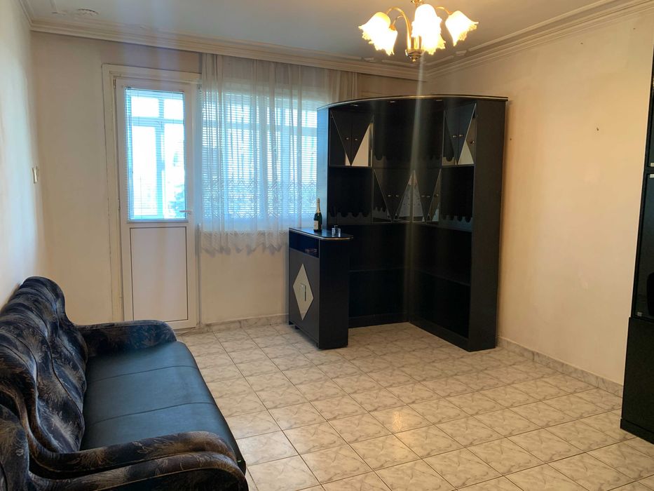 ЧЕТИРИСТАЕН апартамент в Карлово