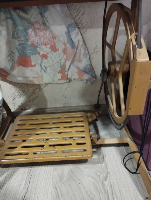 Mașină de cusut 1974