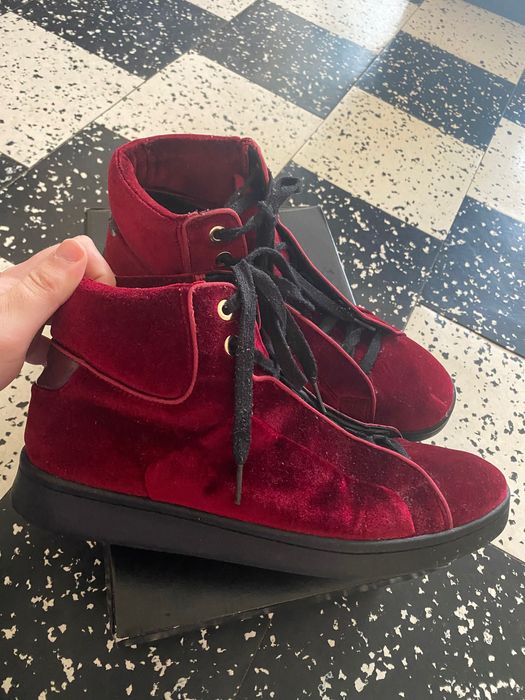 Мъжки обувки ZARA