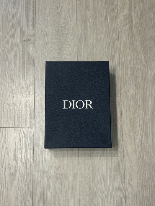 Christian Dior B30