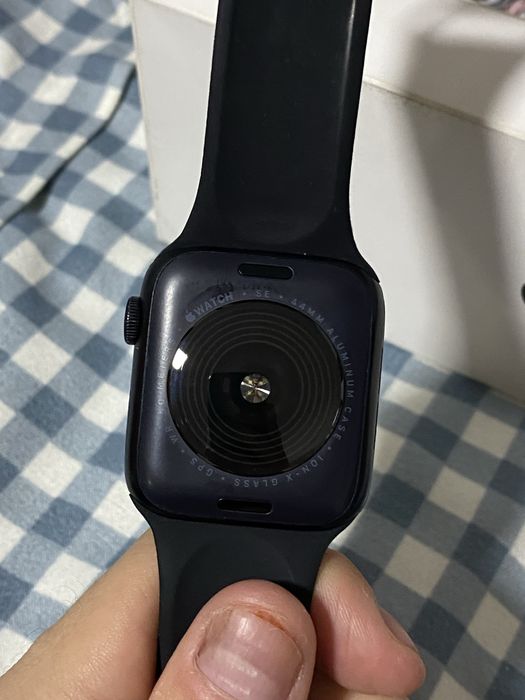 Продам Apple Watch Se2 Gen