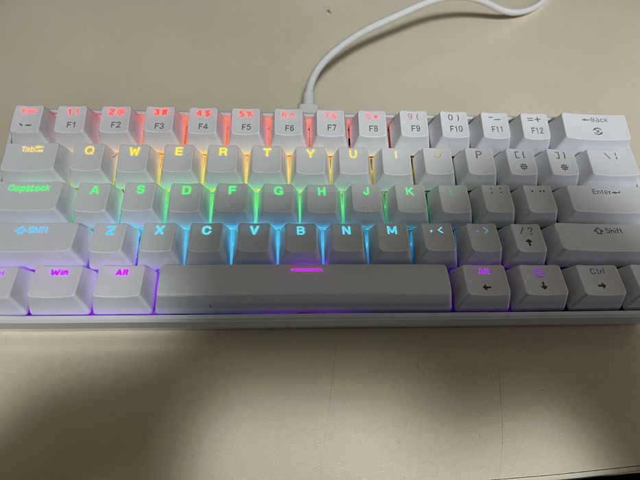 Механична RGB клавиатура