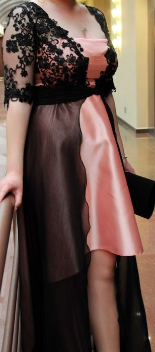 Бална рокля абитуриентска