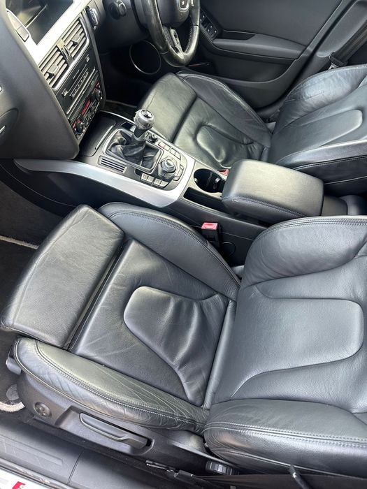 Dezmembrez Audi a4 B8 2.0 S line