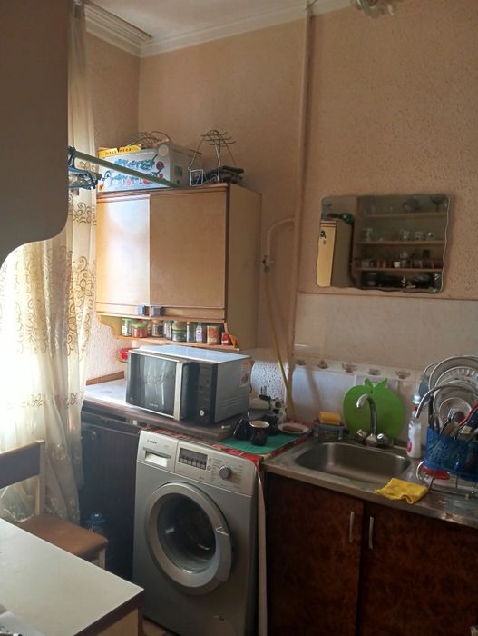 Продам 1/3/4кирп галерея. 45кв м.