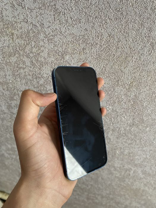Айфон 12 128гб 77емк
