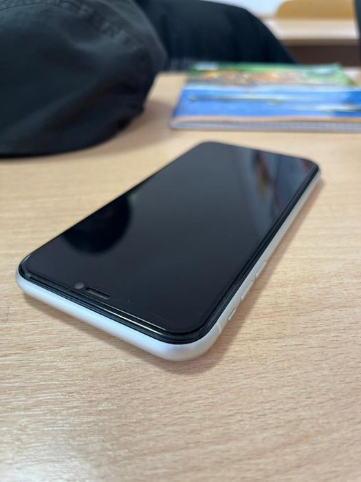 Айфон 11сатылады