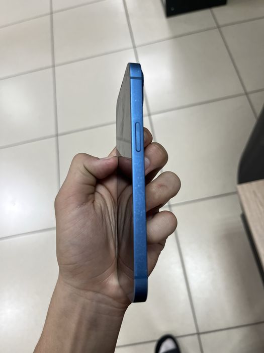 Продам срочно Iphone 13 258gb