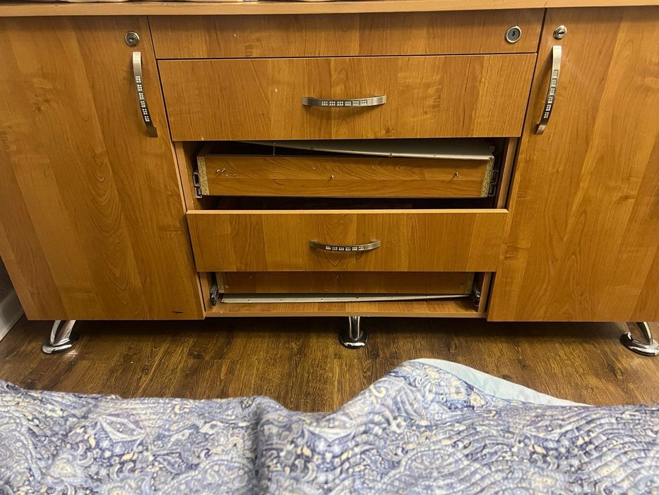 Срочно продам шкаф, сундюк