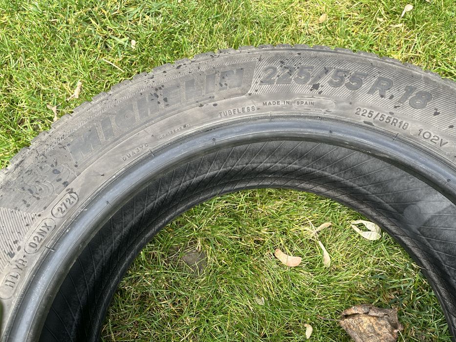 Vând set de 4 anvelope ALL SEASON 225/55 R18, stare bună