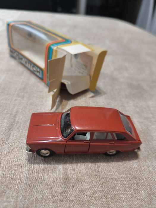 Иж СССР мащаб 1/43...