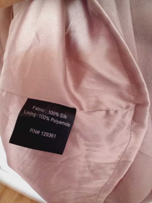 100% silk Нова рокля