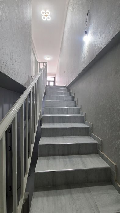 Коттедж сотилади   4 хона +сокольный кават рохат постига якин жойлашга