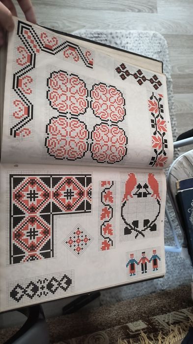 Album cusături moldovenești